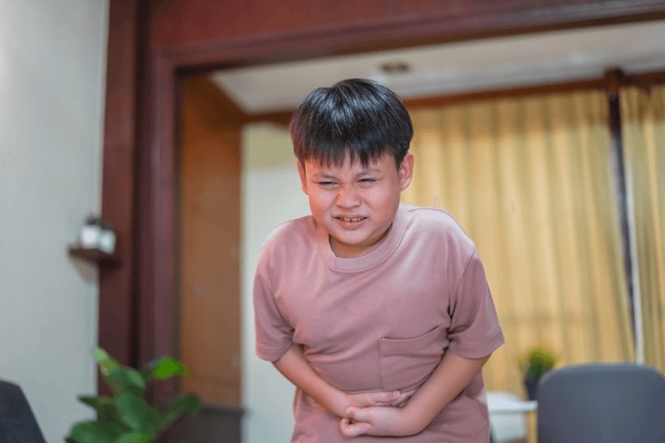 Anak Sering Bermasalah dengan Pencernaan? Ini Solusinya [Waktu Baca 2 Menit]