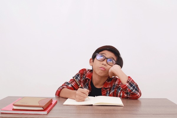 Anak Sulit Fokus Dalam Belajar? Ini Solusinya [Waktu Baca 2 Menit]
